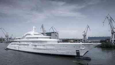 Full-custom Amels 120 superyacht seen for the first time in transit to the Netherlands