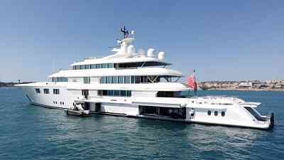 Amels super yacht Lady E on the French Riviera