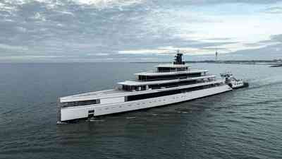 103 metre Feadship superyacht Project 1011 moves from Makkum to Amsterdam