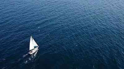 A Singular Passion: Solo Sailing Female