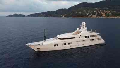 58 metre Turquoise super yacht Baraka anchored off Portofino