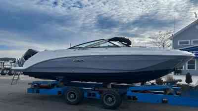 2024 Sea Ray SDX 250 Outboard Boat For Sale at MarineMax Boston, MA