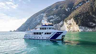 Cantiere delle Marche has delivered the Darwin 86 Empire