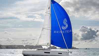 Beneteau’s versatile, voluminous Oceanis 37.1