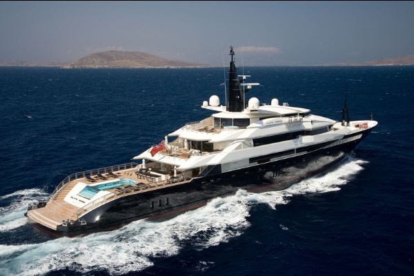 Auction of 82 metre Russian-owned Alfa Nero super yacht confirmed