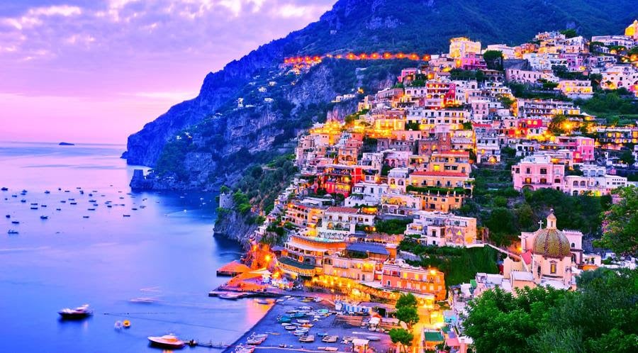 DISCOVER ITALY'S STUNNING COASTLINE and enjoy a luxury yacht charter