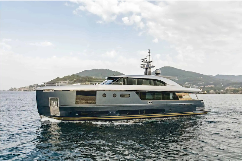 The eternal appeal of the Azimut Magellano 30M