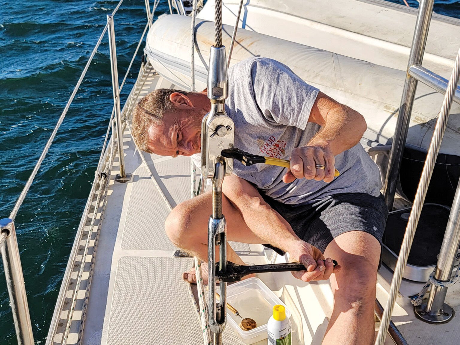 Sailboat Maintenance - How to Rig Everything in Your Favor