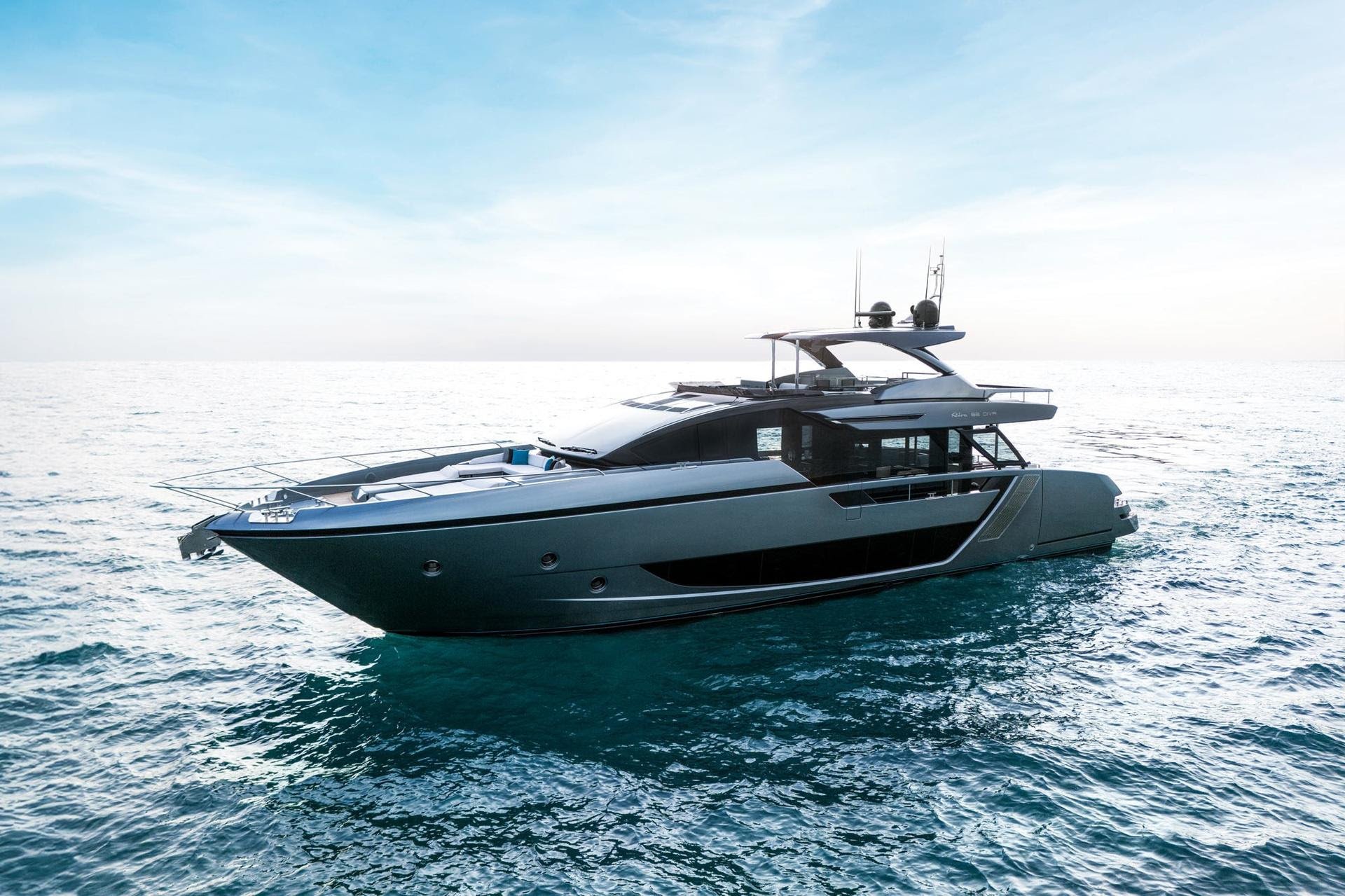 Riva 82′ Diva