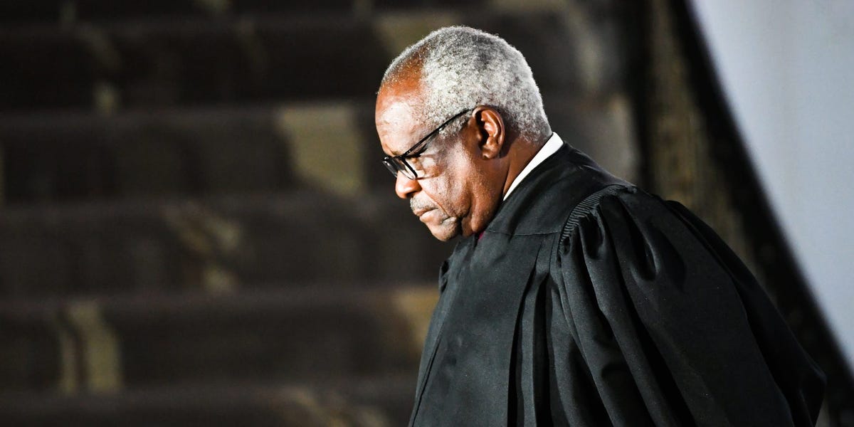 Russian yacht trip puts Clarence Thomas back under fire