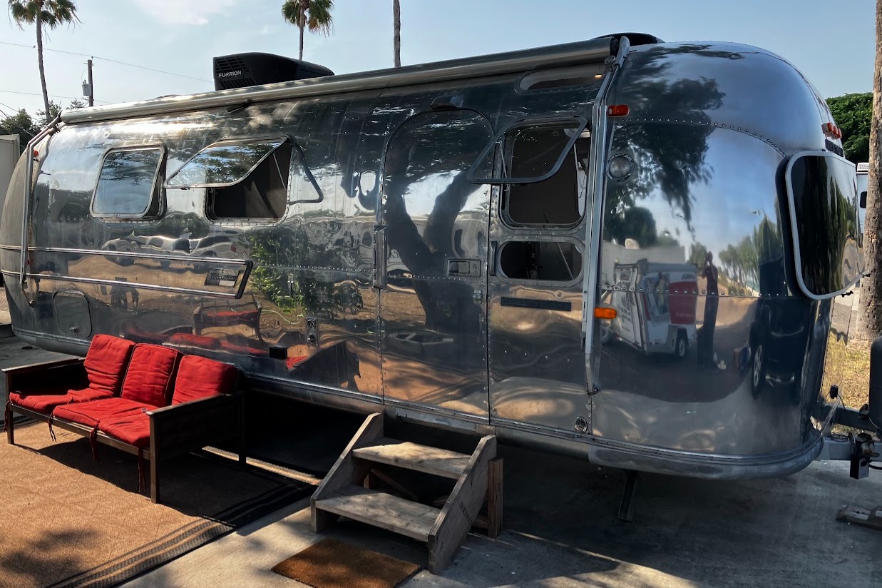 1971 Airstream International Land Yacht Overlander