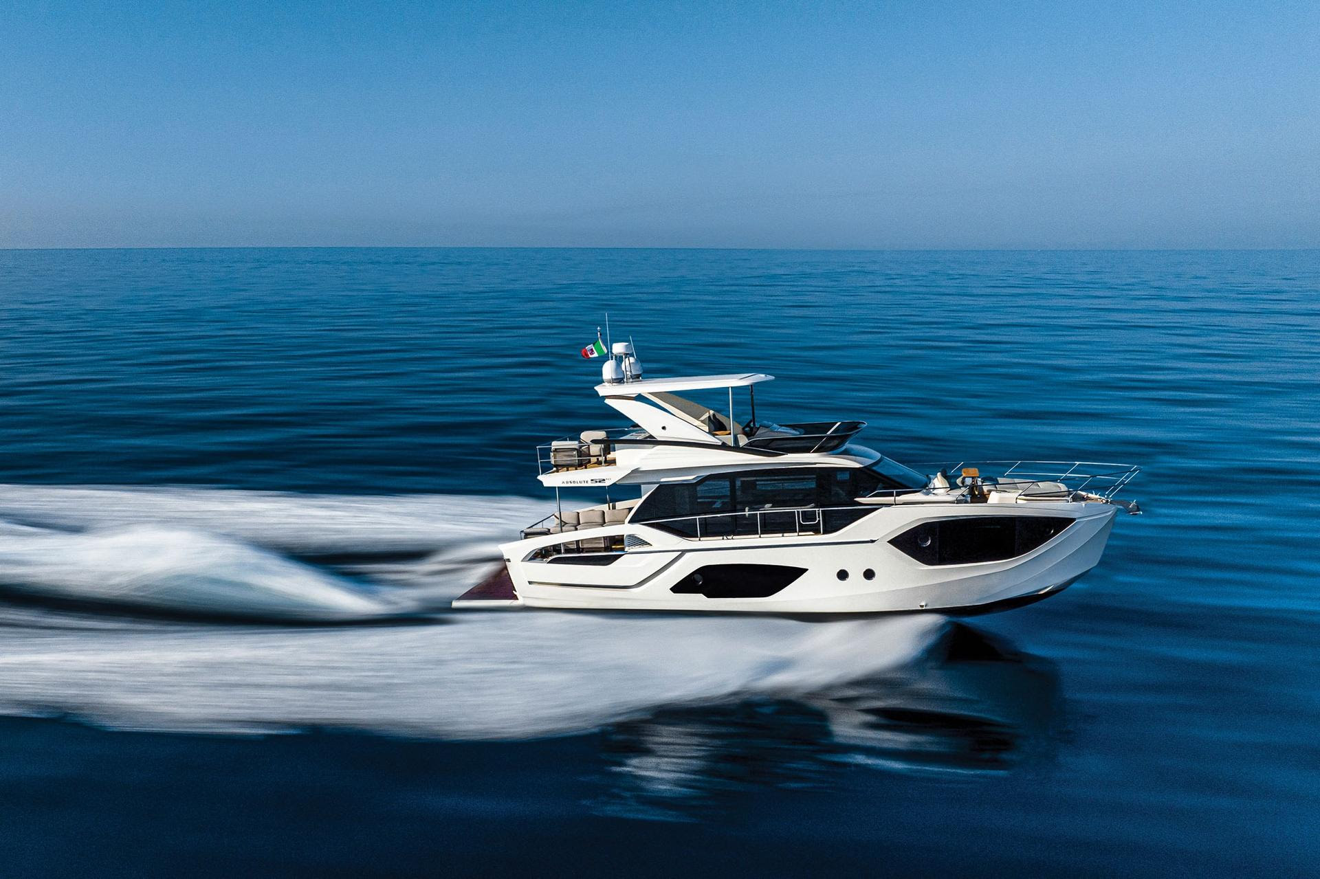 Absolute Yachts 52 Fly